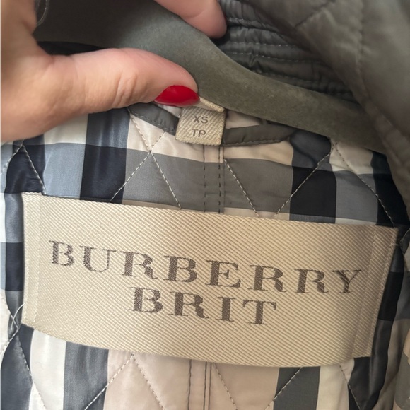 Burberry Olive Quilted Trench Coat - Picture 11 of 12